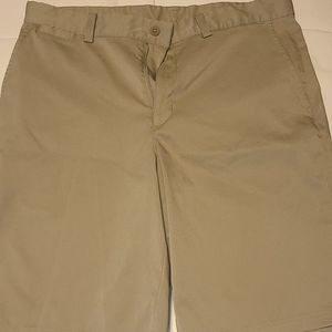 Nike Dri-fit Golf Shorts Men/ Boys Size 32